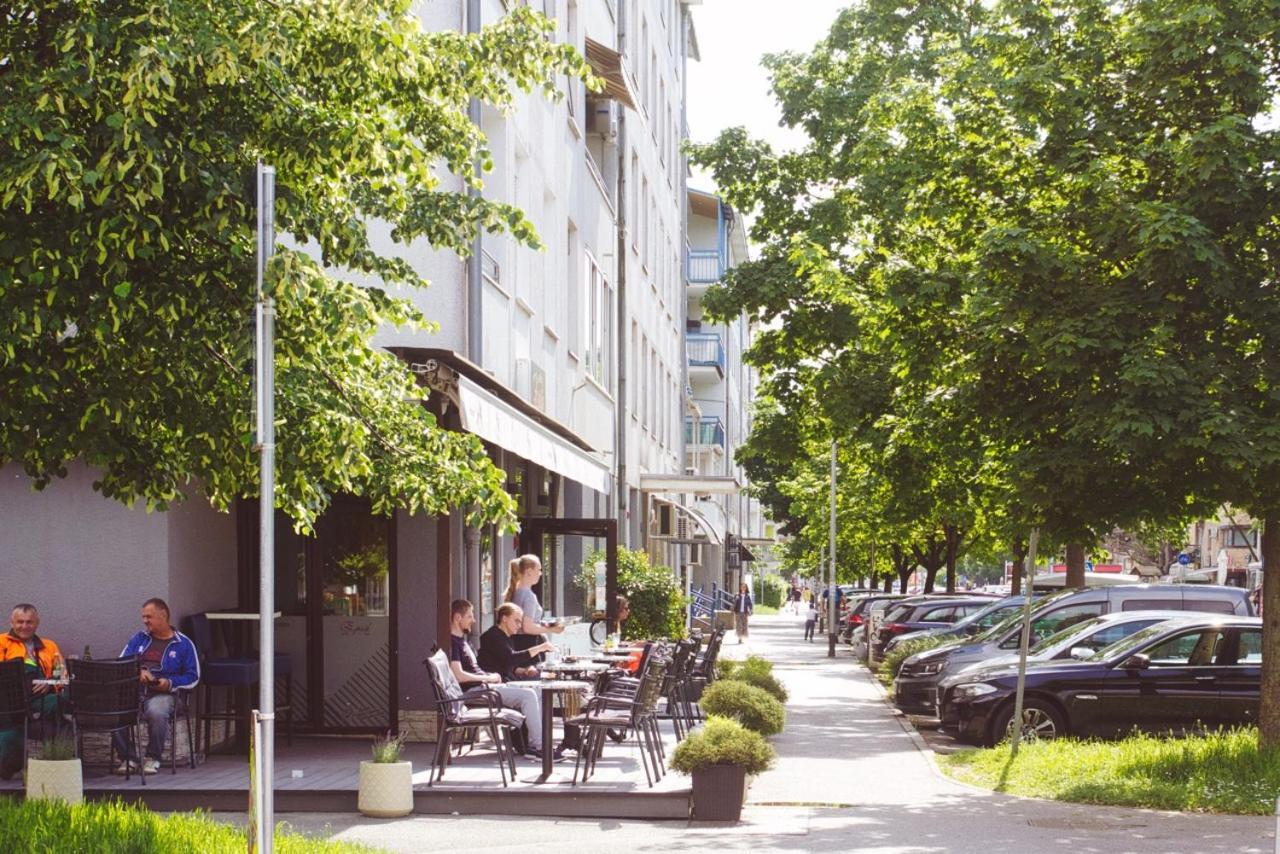 Sunny Day -Arena Zagreb , 2 Bathrooms, 102M², Екстериор снимка